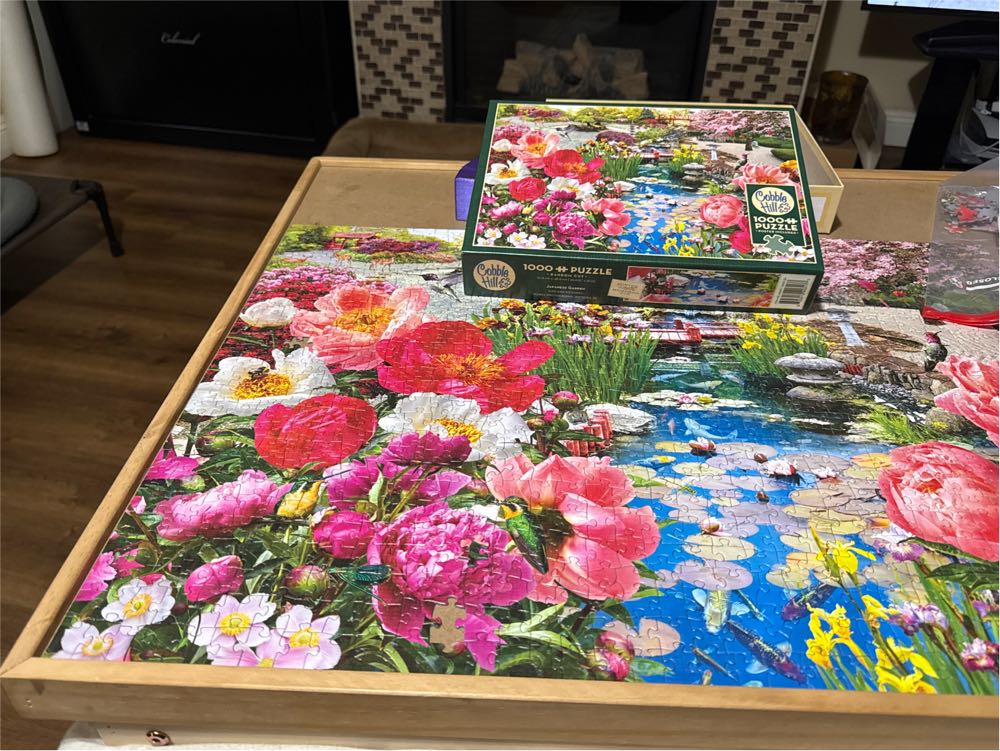 Cobble Hill Japanese Garden - Cobble Hill puzzle collectible [Barcode 154200007885] - Main Image 2