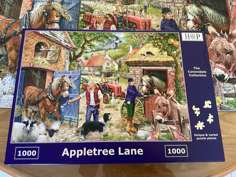 A Bessy Day At Appletree Lane - House Of Puzzles puzzle collectible [Barcode 5060002006450] - Main Image 2