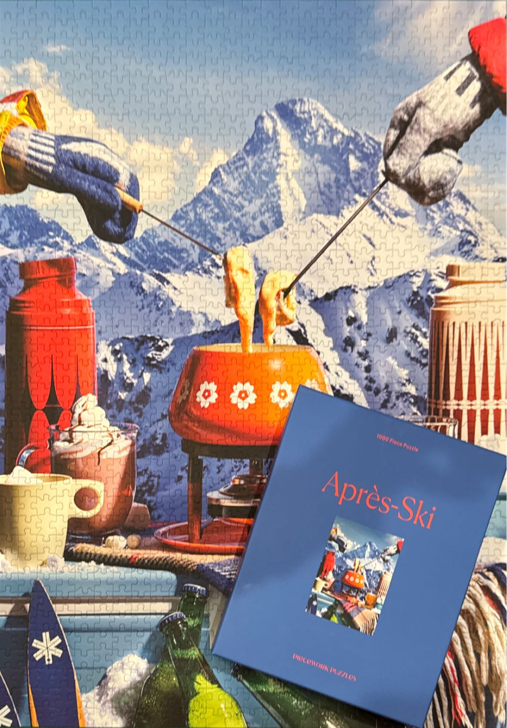Apres-ski - Pieceworks puzzle collectible [Barcode 850021266776] - Main Image 3