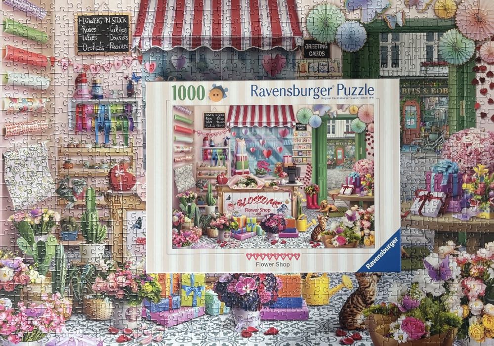 Ravensburger Blossoms Flower Shop - Ravensburger puzzle collectible [Barcode 4005555017271] - Main Image 4