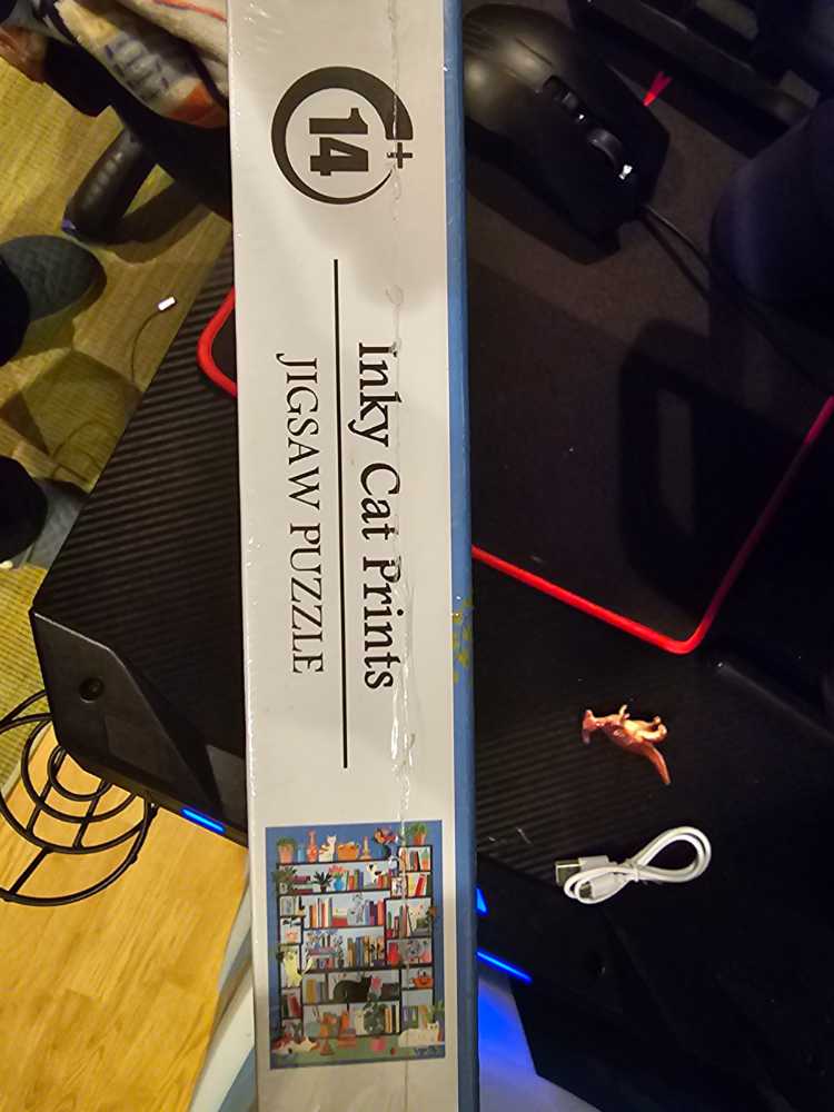 Inky Cat - Larkipuzz puzzle collectible - Main Image 2