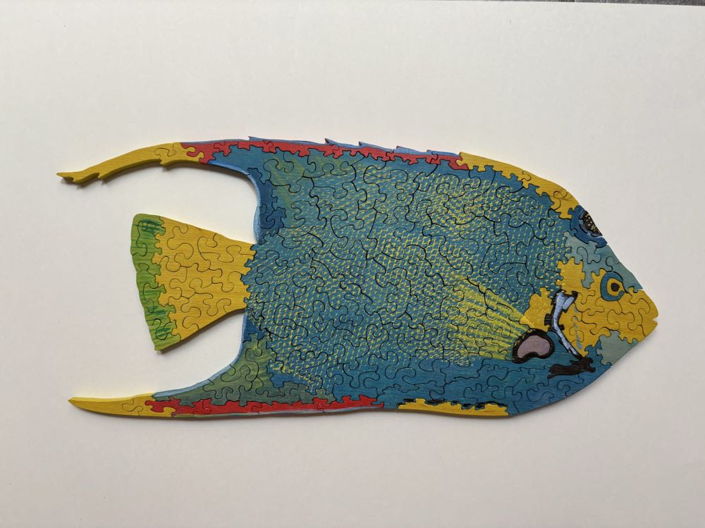 Queen Angel Fish II - BellArt puzzle collectible - Main Image 3
