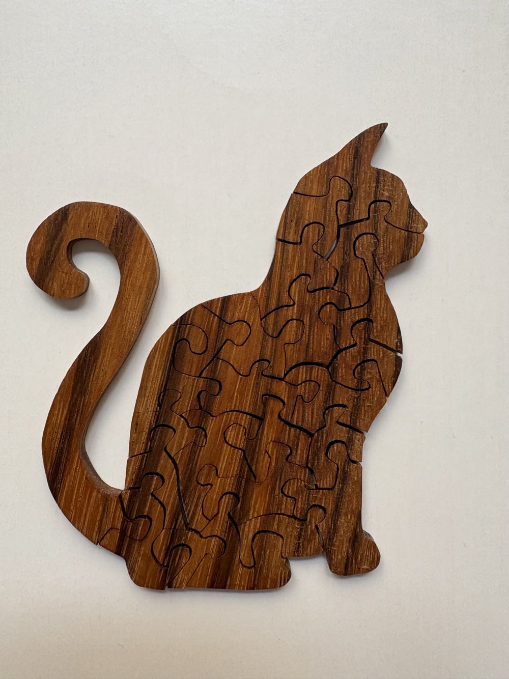 Schrodinger’s Cat - Chestnut & Hemlock puzzle collectible - Main Image 3
