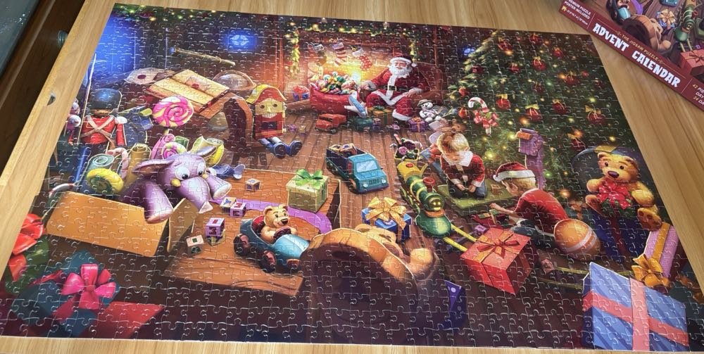 Santa Claus And kids advent Calendar - Unknown puzzle collectible - Main Image 3