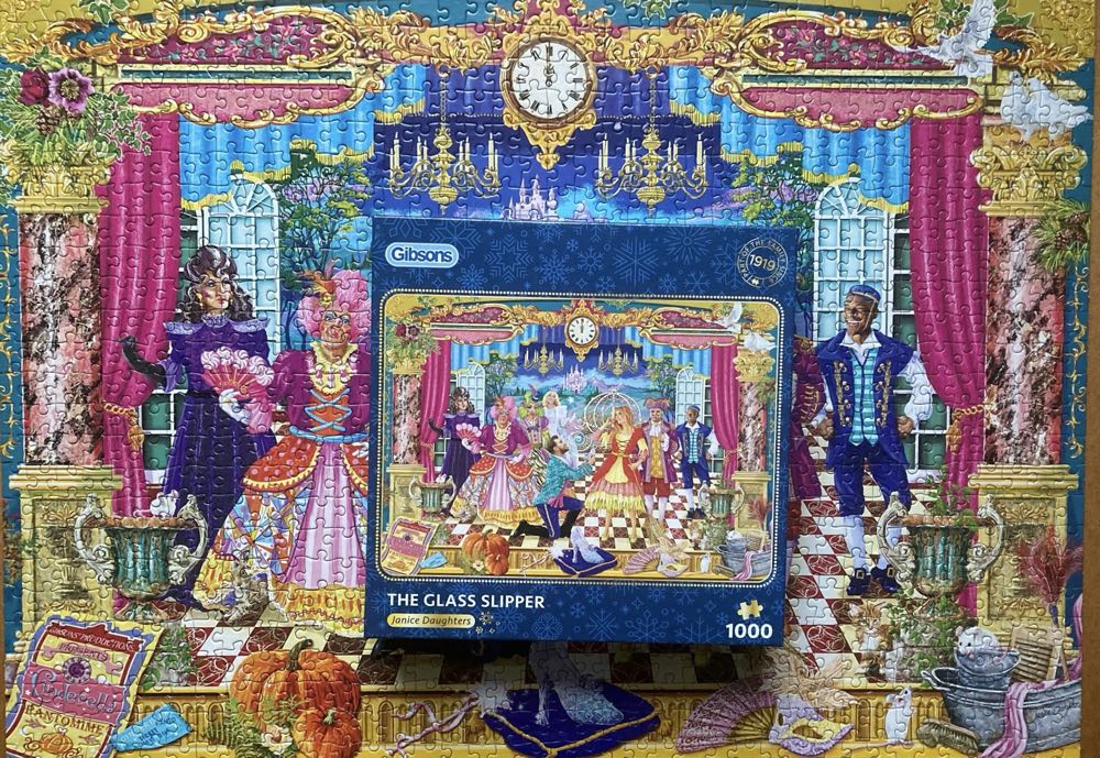 The Glass Slipper - Gibsons puzzle collectible [Barcode 5012269064452] - Main Image 4