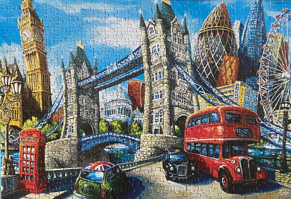 0082 TCG Toys: This Is London - TCG Toys puzzle collectible - Main Image 2