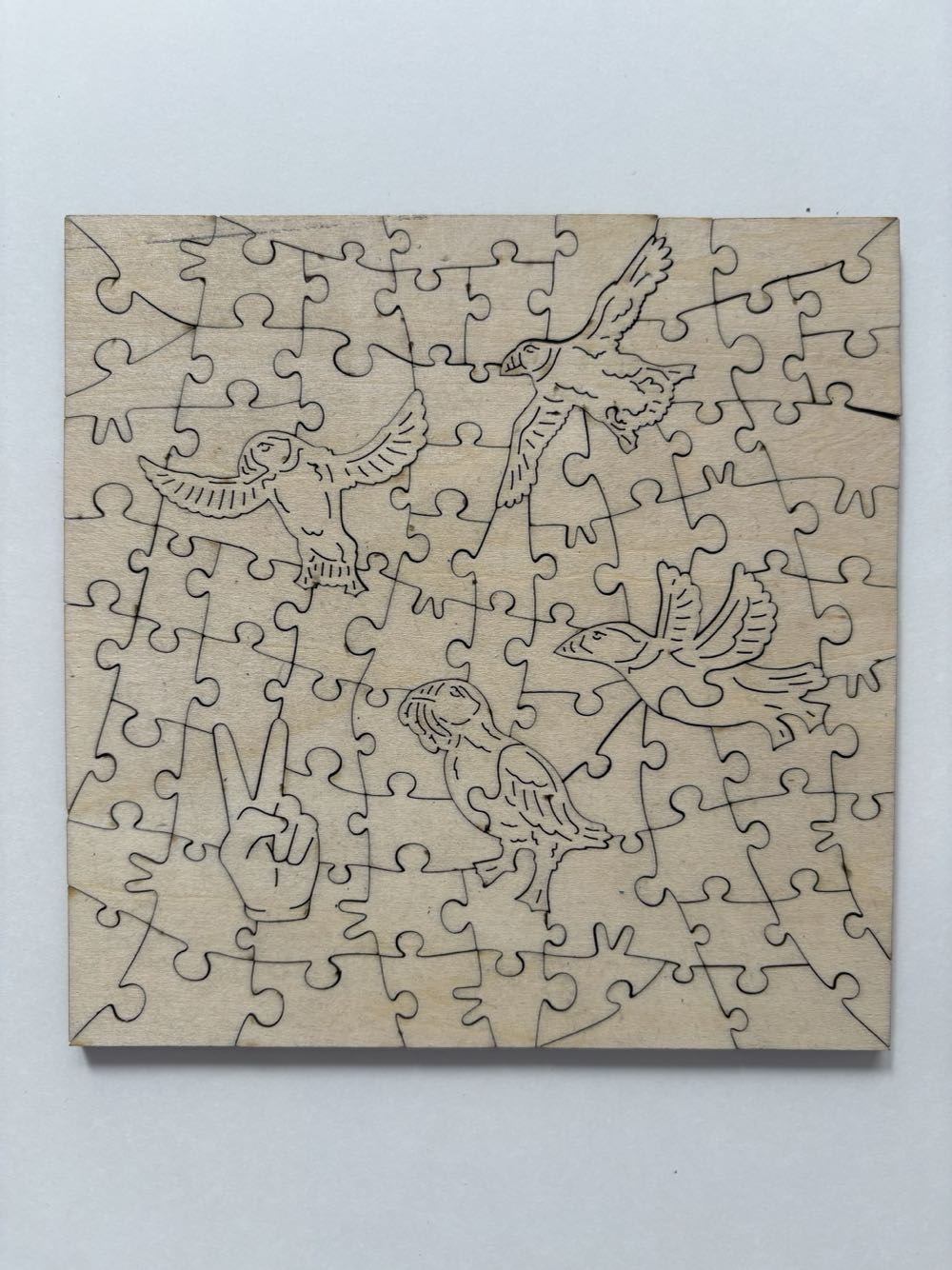 Puffins -  Victory Wooden Puzzles puzzle collectible [Barcode 5056461103731] - Main Image 2