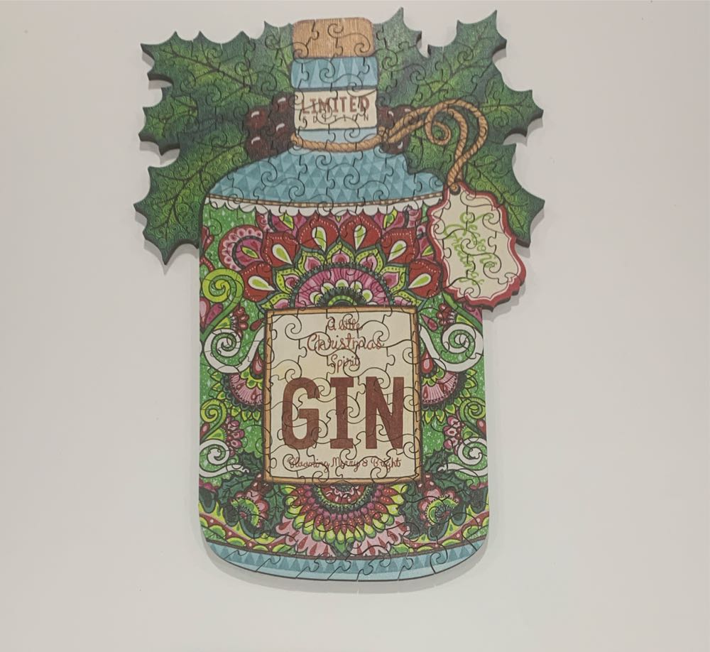 Gin-gle All The Way - Wentworth Wooden Puzzles 🇬🇧 puzzle collectible [Barcode 6050265400170] - Main Image 2