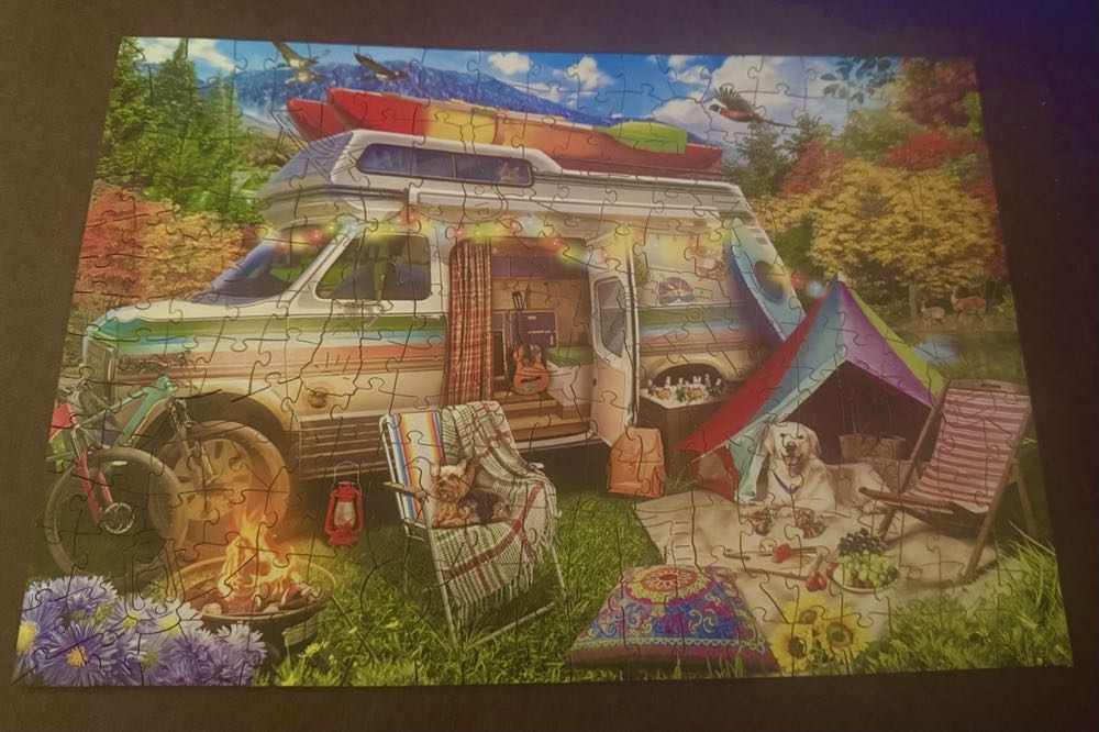 Happy Campers - Wentworth Wooden Puzzles puzzle collectible - Main Image 2