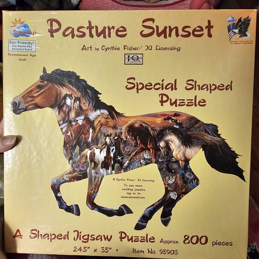 Peanuts Puzzles For Adults – Christmas Comic Charlie Brown Wooden Puzzles 300 Pieces Snoopy Collection Jigsaw Puzzle For Kids 5mm Thick Officially Licensed Merchandise 15” X 10.5”