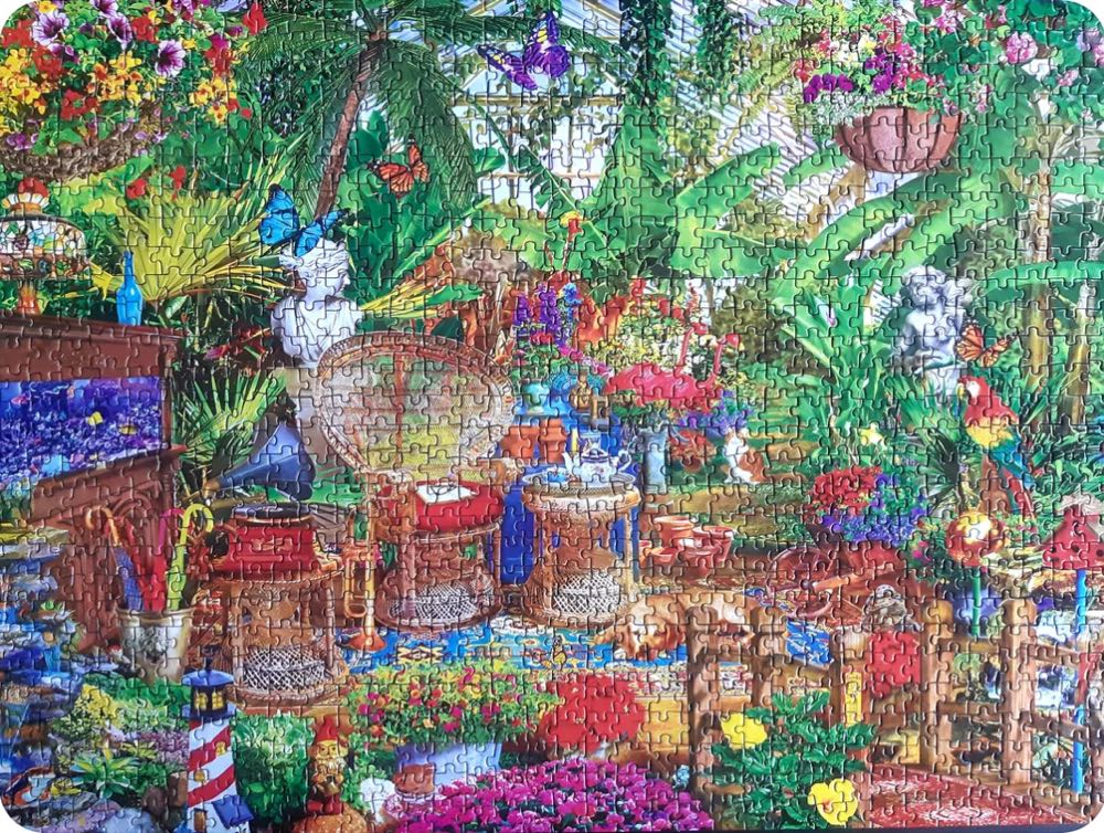 Seek & Find: Garden Hideaway (artiest?) - MasterPieces puzzle collectible [Barcode 00705988720048] - Main Image 3