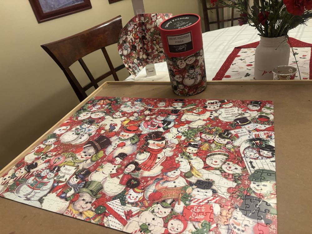 Snowy Friends  puzzle collectible [Barcode 190134153267] - Main Image 2