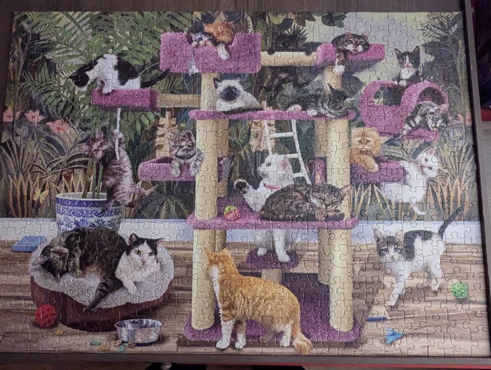 Jungle Cats - Cobble Hill puzzle collectible [Barcode 625012450959] - Main Image 2