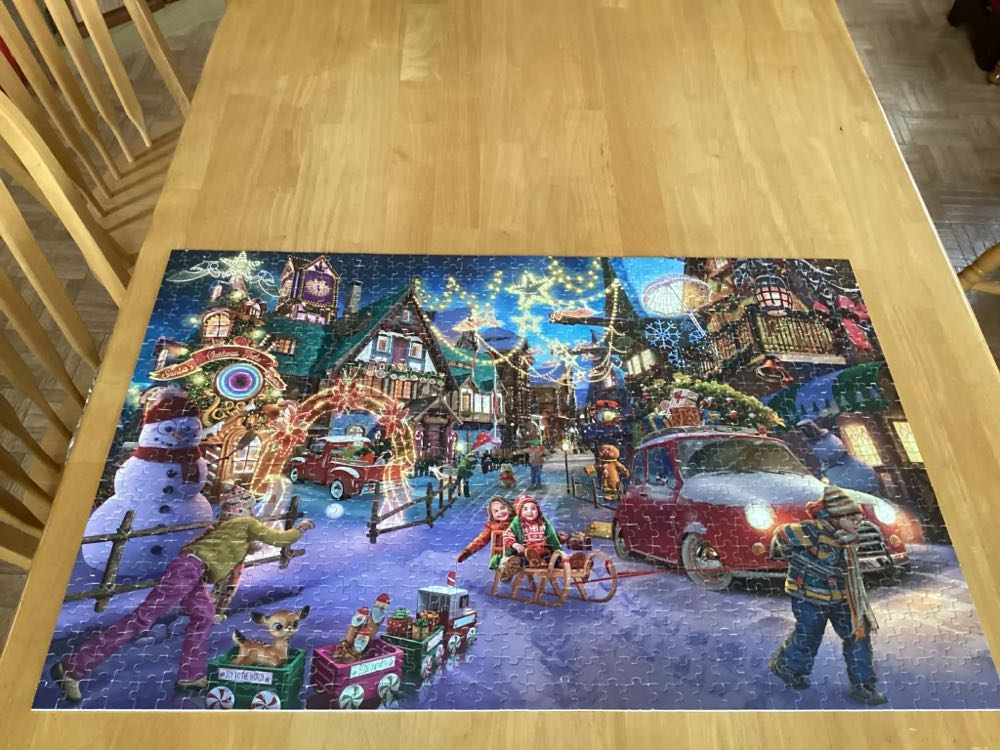 Christmas Entertainment - TekTalk puzzle collectible - Main Image 2