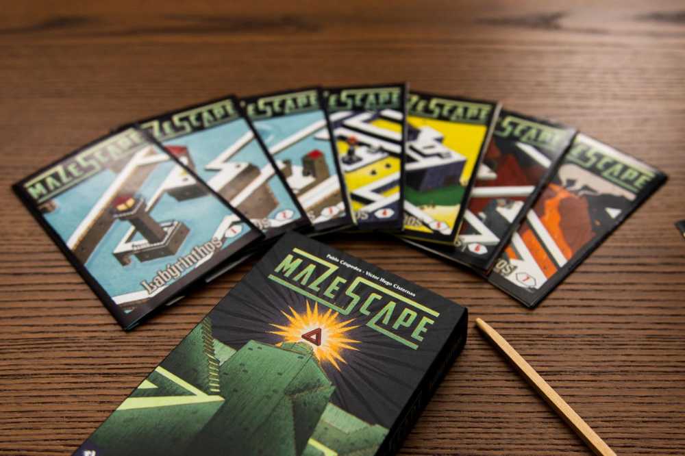 Mazescape: Labyrinthos - Devir Games puzzle collectible [Barcode 8436589622906] - Main Image 2