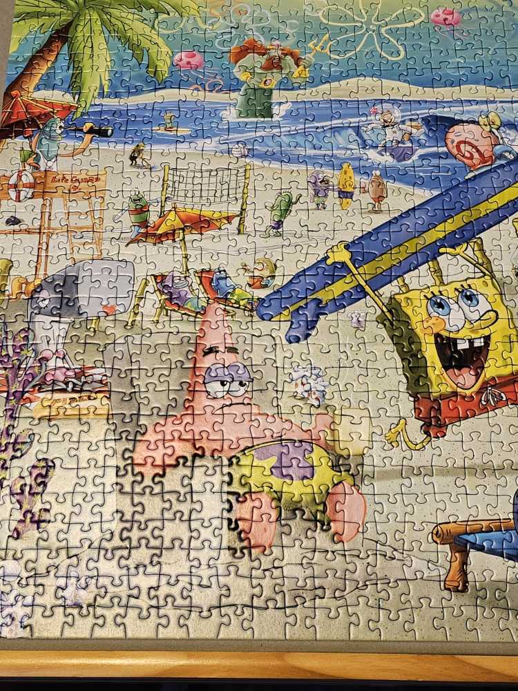 Beach Fun at the Goo Lagoon - Ravensburger puzzle collectible [Barcode 4005555018223] - Main Image 3