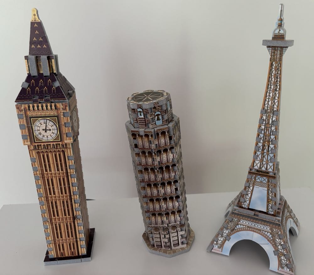 European Landmarks 3D - Wrebbit puzzle collectible [Barcode 772666045564] - Main Image 2