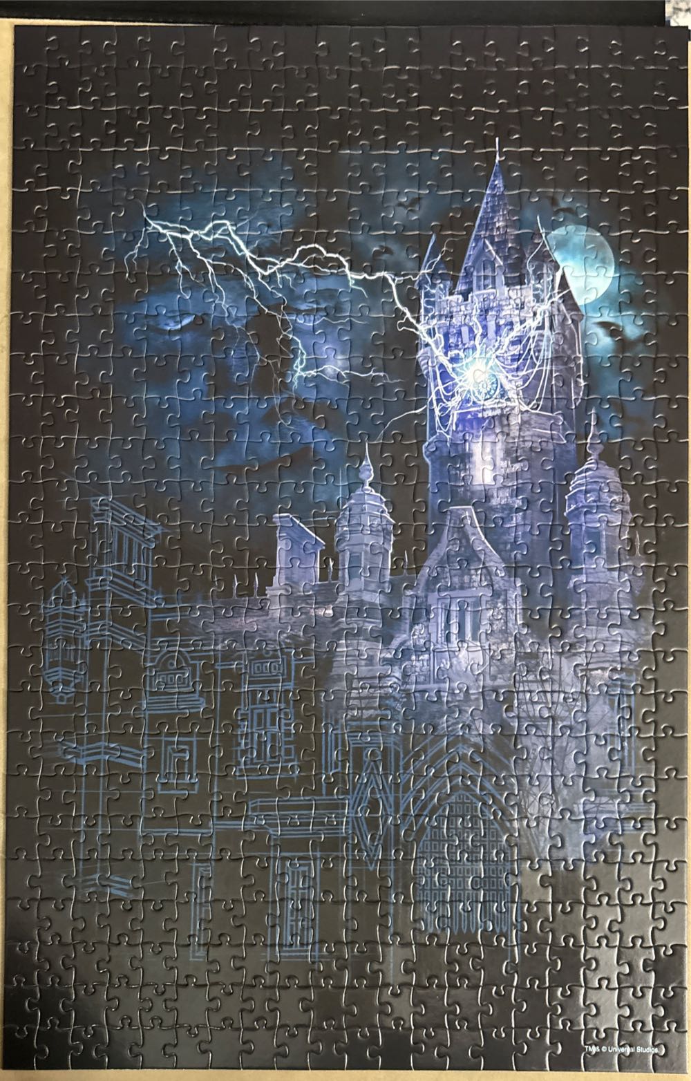 Frankenstein Manor - Universal Studios puzzle collectible - Main Image 2