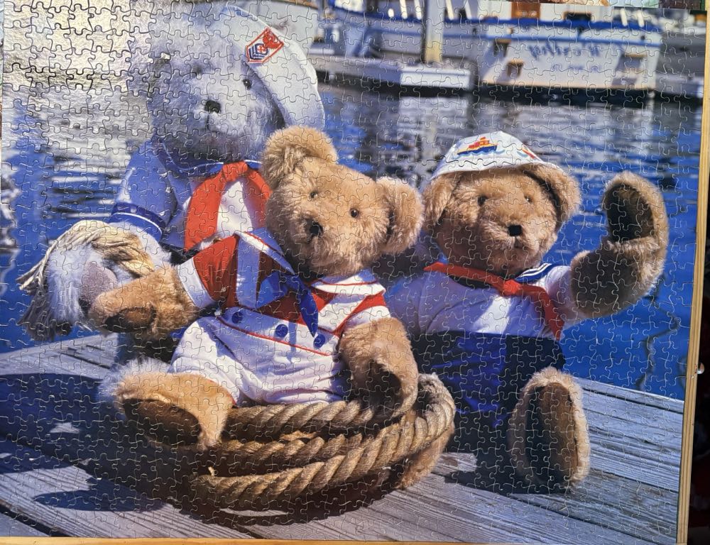 Teddy Bears Ahoy! - Golden Gallery puzzle collectible [Barcode 033500056505] - Main Image 2