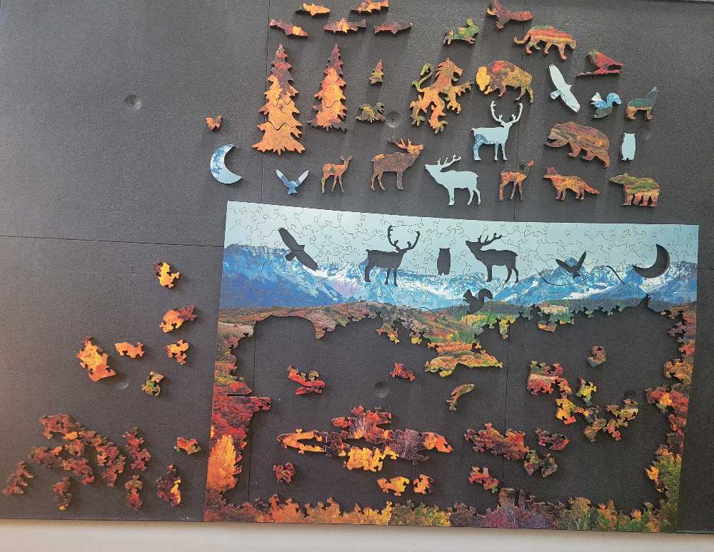 Colorado Autumn - Artistry Puzzles puzzle collectible - Main Image 4
