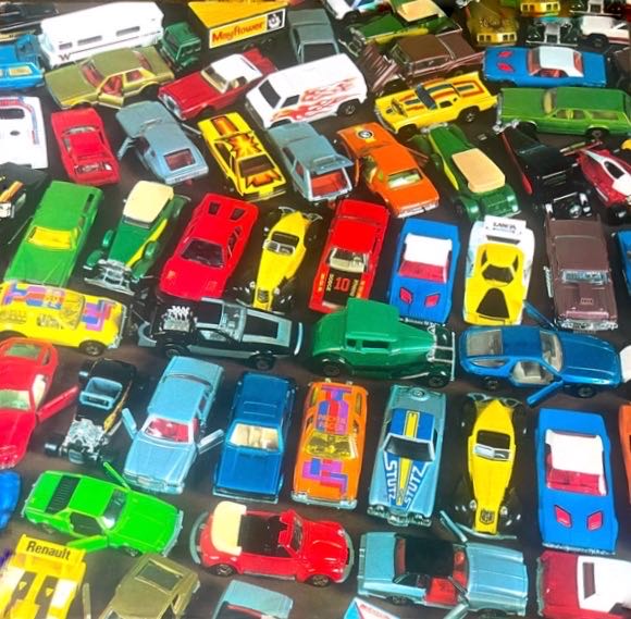 Murder Most Puzzling Death Of A Collector 500-piece Puzzle