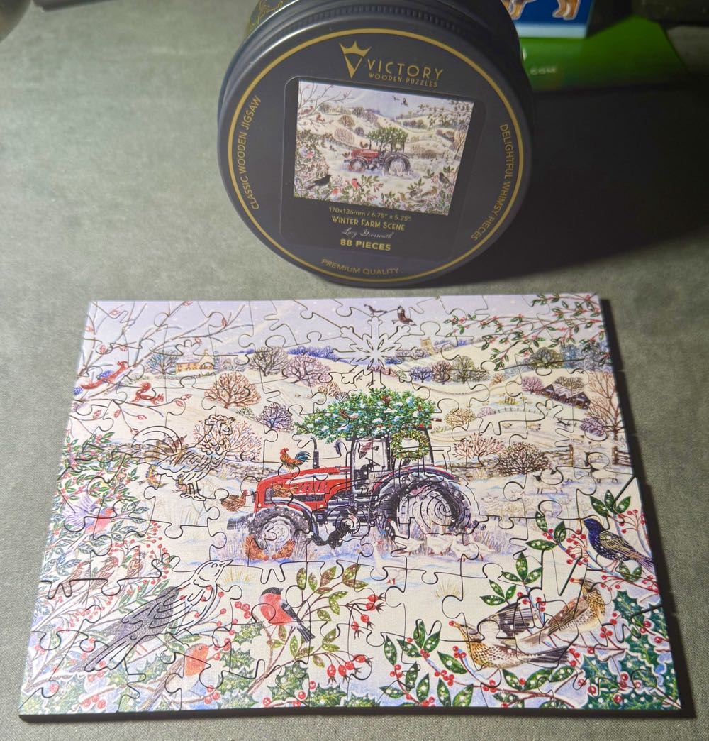 Winter Farm Scene Mini Qt 88 - Victory Wooden Puzzles puzzle collectible [Barcode 5056461103328] - Main Image 3