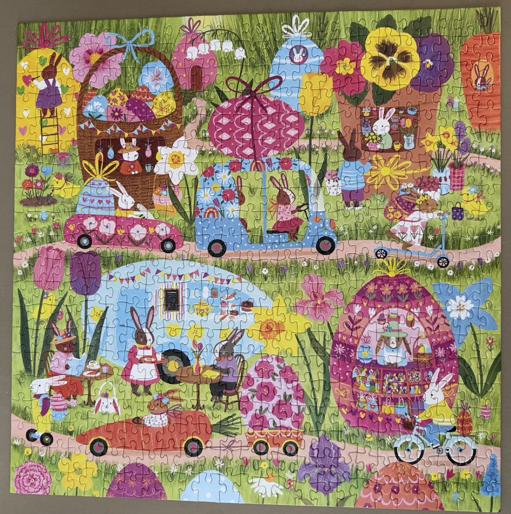 Hoppin Around - Mudpuppy puzzle collectible [Barcode 9780735387607] - Main Image 2