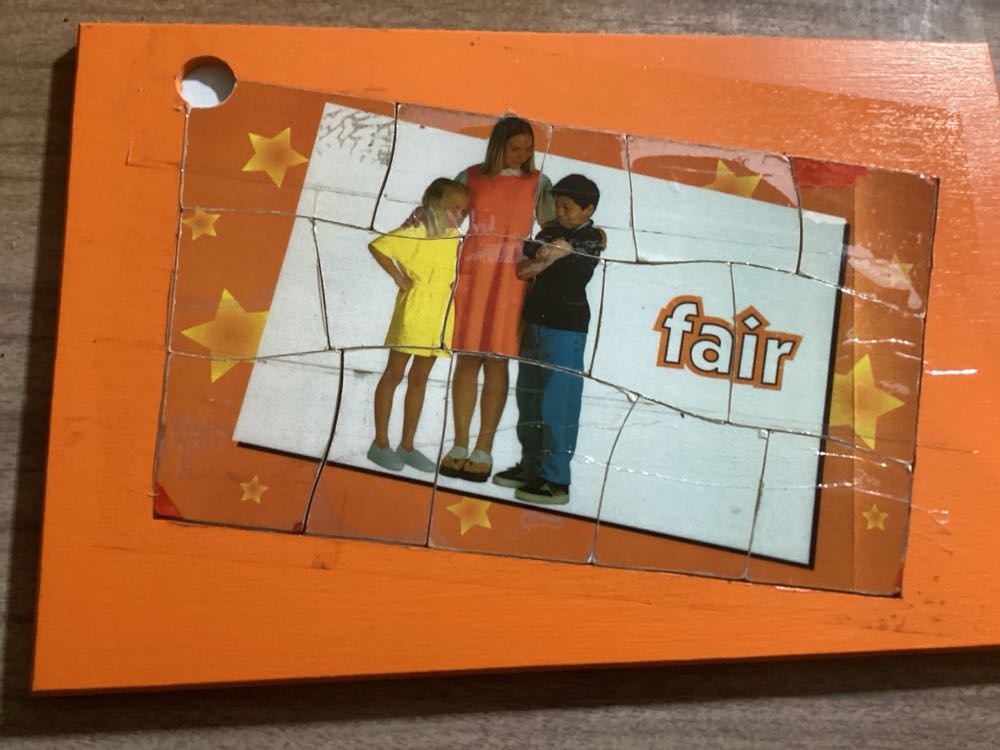 Galison Holiday Village Market Pieces