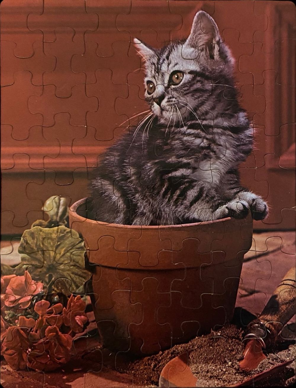 0107 Whitman: Playful Kitten - Whitman puzzle collectible - Main Image 2