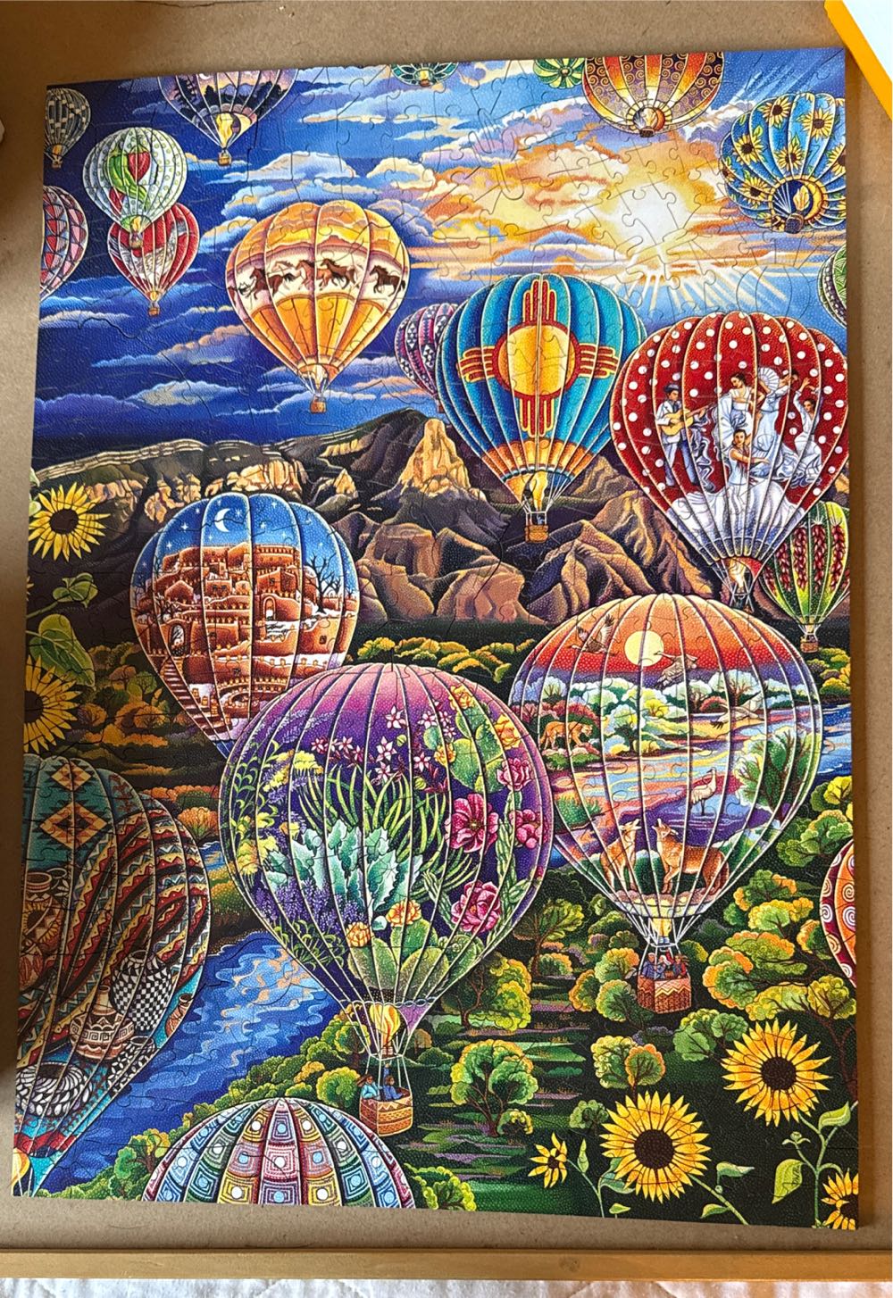 Rising Above The Rio Grande - Wentworth puzzle collectible [Barcode 6050265409302] - Main Image 2