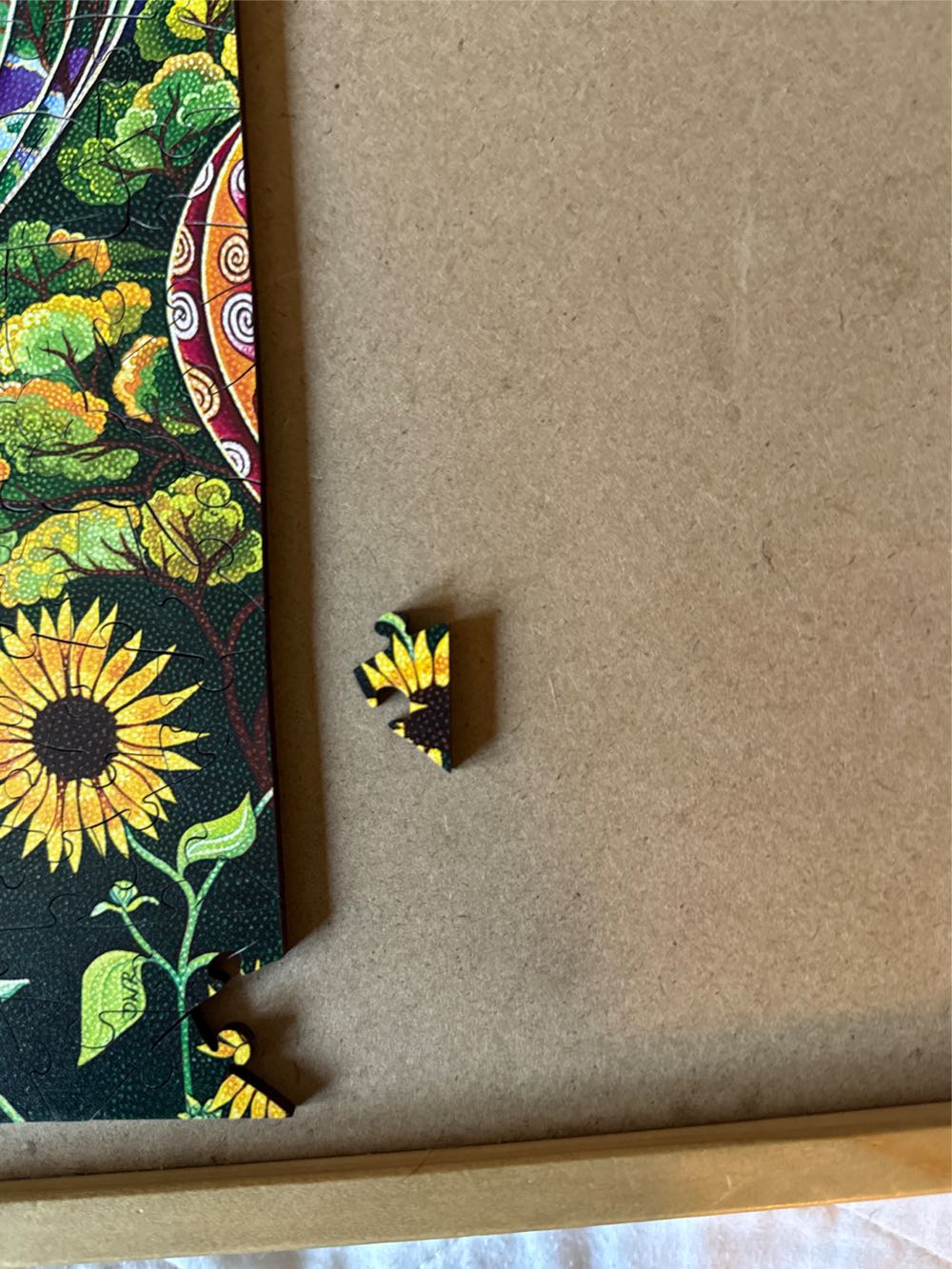 Rising Above The Rio Grande - Wentworth puzzle collectible [Barcode 6050265409302] - Main Image 3