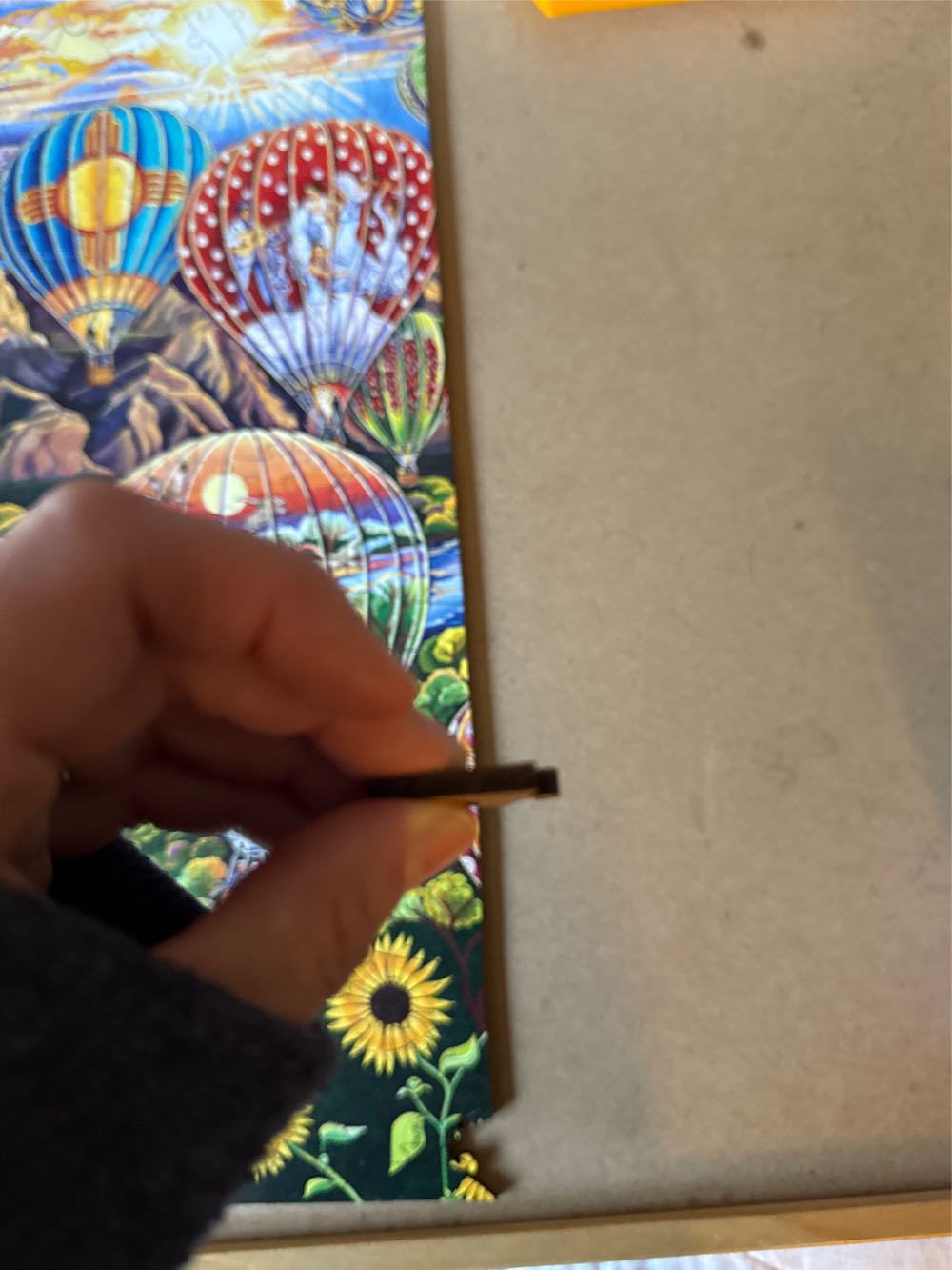 Rising Above The Rio Grande - Wentworth puzzle collectible [Barcode 6050265409302] - Main Image 4