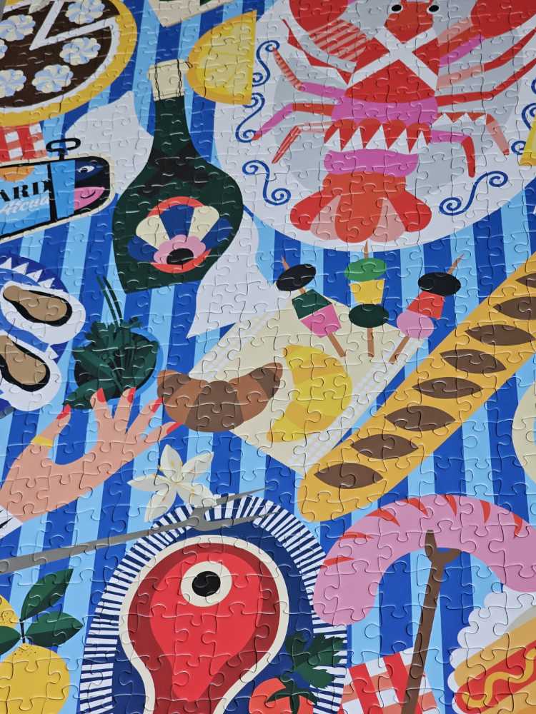 Seaside Feast - Holiyay Puzzles puzzle collectible [Barcode 628774283186] - Main Image 3