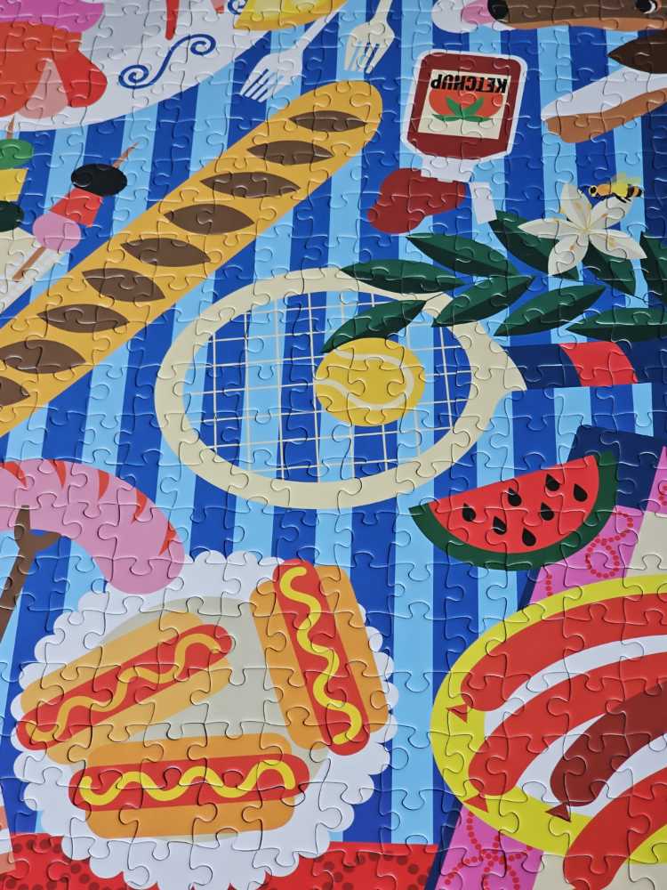 Seaside Feast - Holiyay Puzzles puzzle collectible [Barcode 628774283186] - Main Image 4