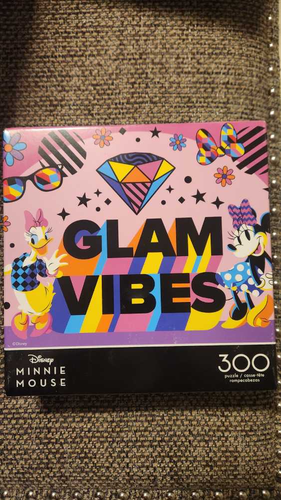 The Art File: Fairytale (📫Renate Betaald)