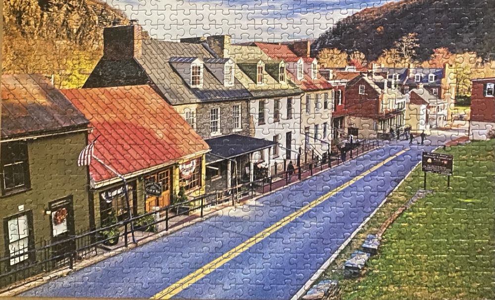 0121 Puzzlebug: Harper’s Ferry - Puzzlebug puzzle collectible - Main Image 2