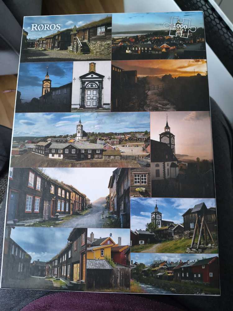 Disney Classic Series: Adult Colouring Book & Puzzle Set Pieces