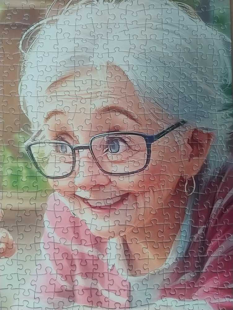 Grandma & Granddaughter Gardening - Tucocoo puzzle collectible - Main Image 3