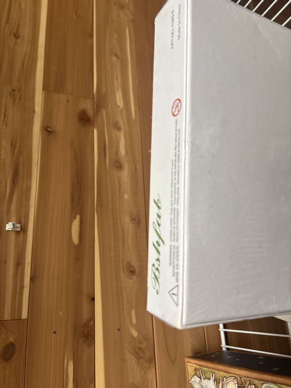 National Park Patches - Buffalo Games puzzle collectible [Barcode 079346014446] - Main Image 2