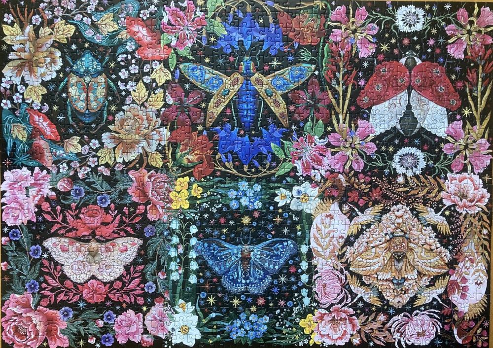 Blooming Beetles - Gibsons puzzle collectible [Barcode 5012269066258] - Main Image 3