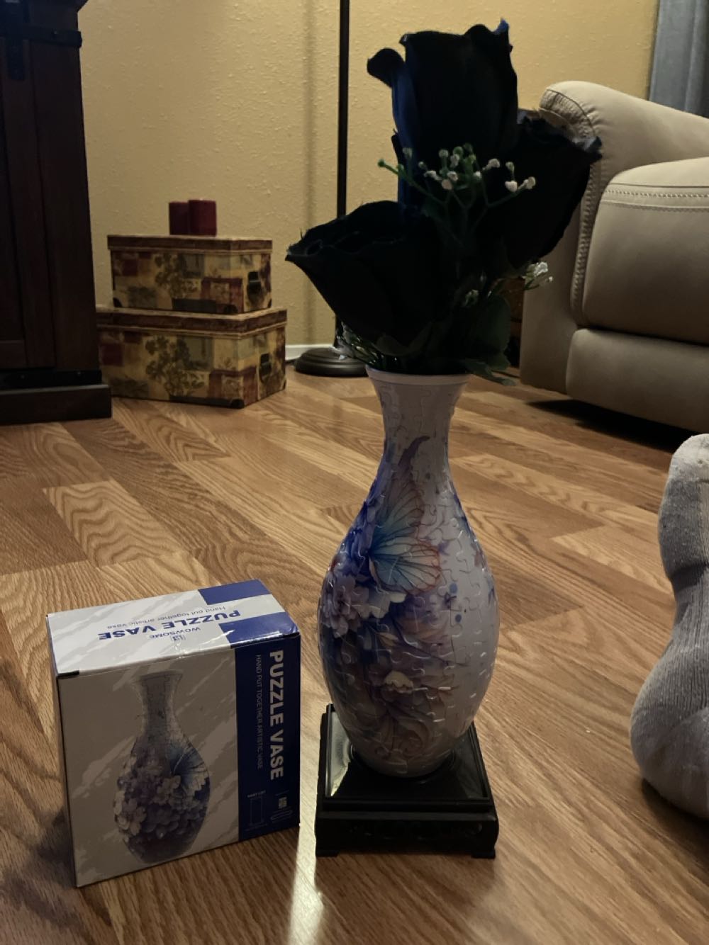 Flowers And Butterflies Puzzle Vase 3D - Wowsome puzzle collectible - Main Image 2