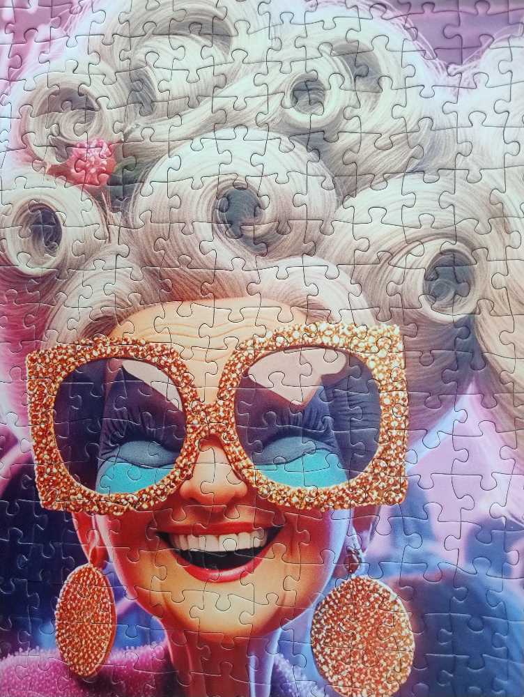 Granny’s Night Out - Tucocoo puzzle collectible - Main Image 3