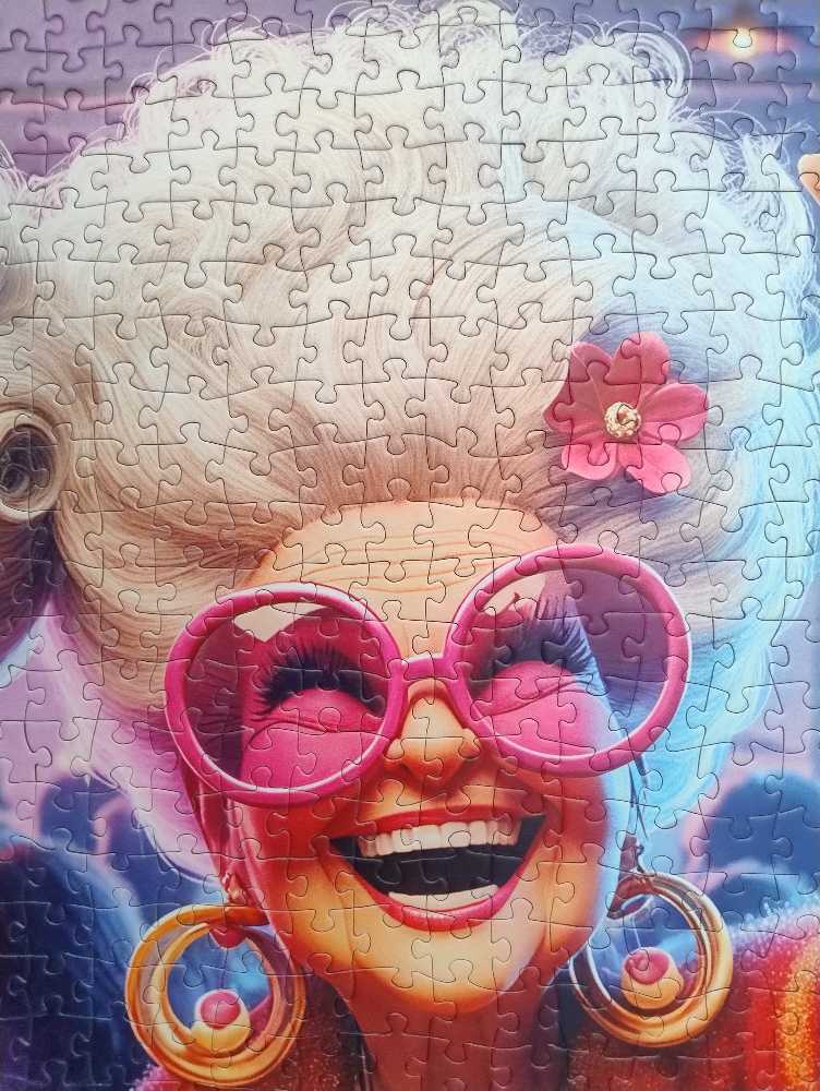 Granny’s Night Out - Tucocoo puzzle collectible - Main Image 4