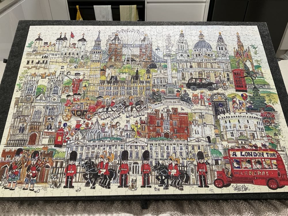 London Postcard  puzzle collectible - Main Image 2