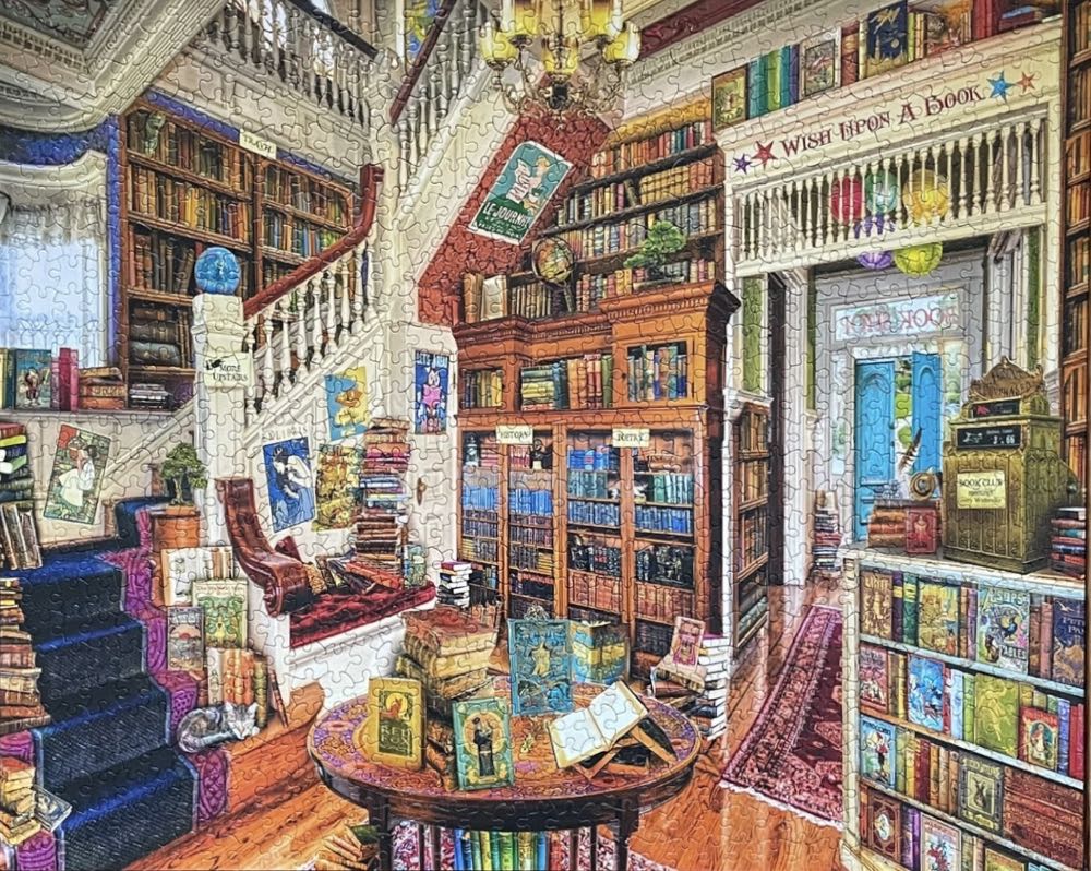 Readers Paradise - White Mountain puzzle collectible [Barcode 0724819259090] - Main Image 3