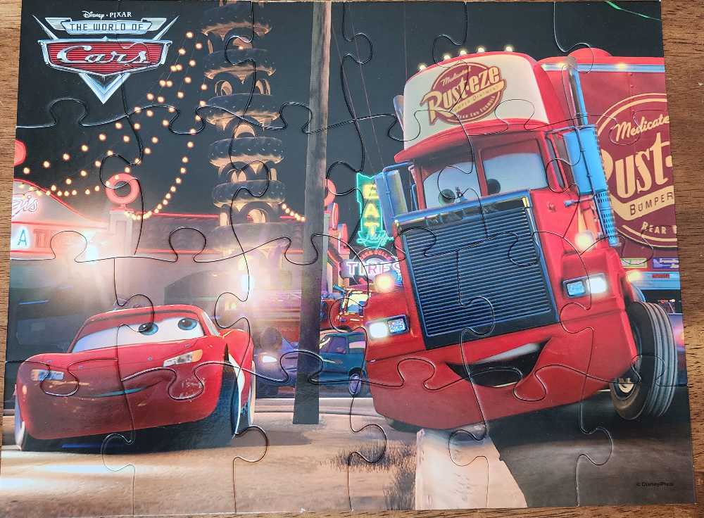 Disney Pixar Cars Mcqueen And Mac  puzzle collectible - Main Image 2