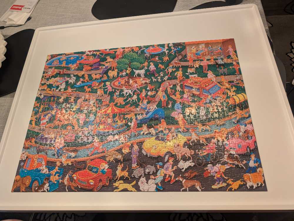 The Dog Party - Huadada puzzle collectible - Main Image 2