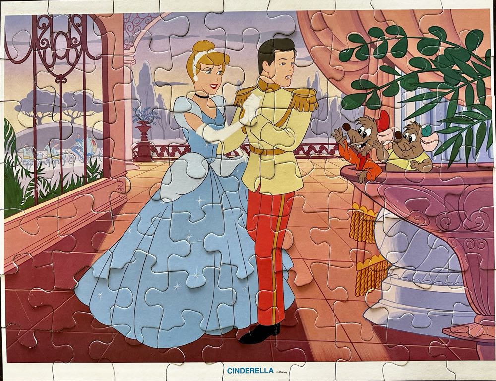 Cinderella - Jaymar puzzle collectible - Main Image 2
