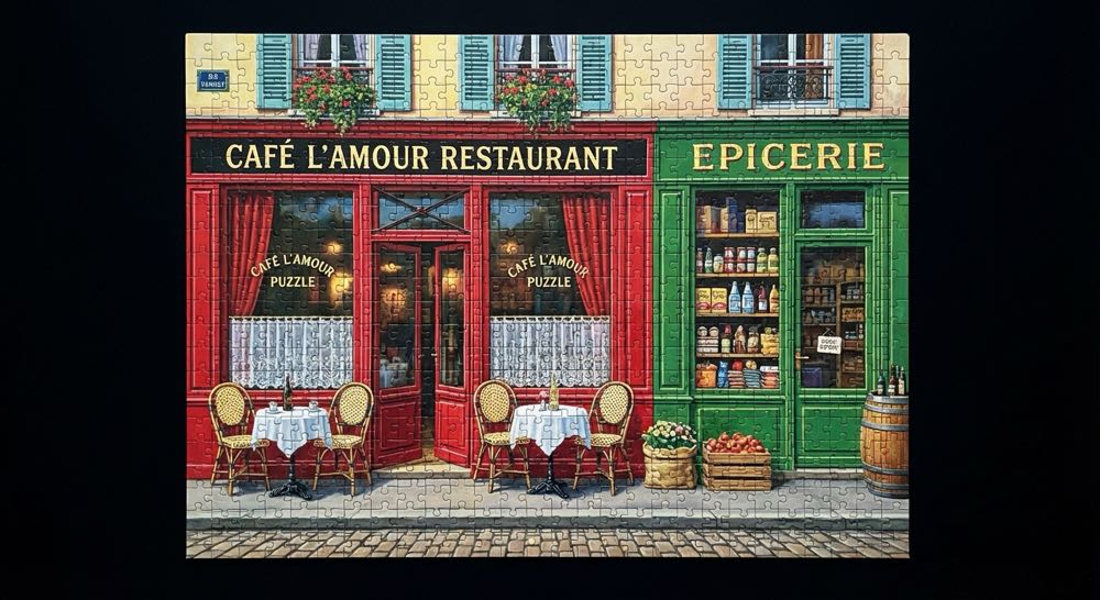 Café L’Amour  puzzle collectible - Main Image 2