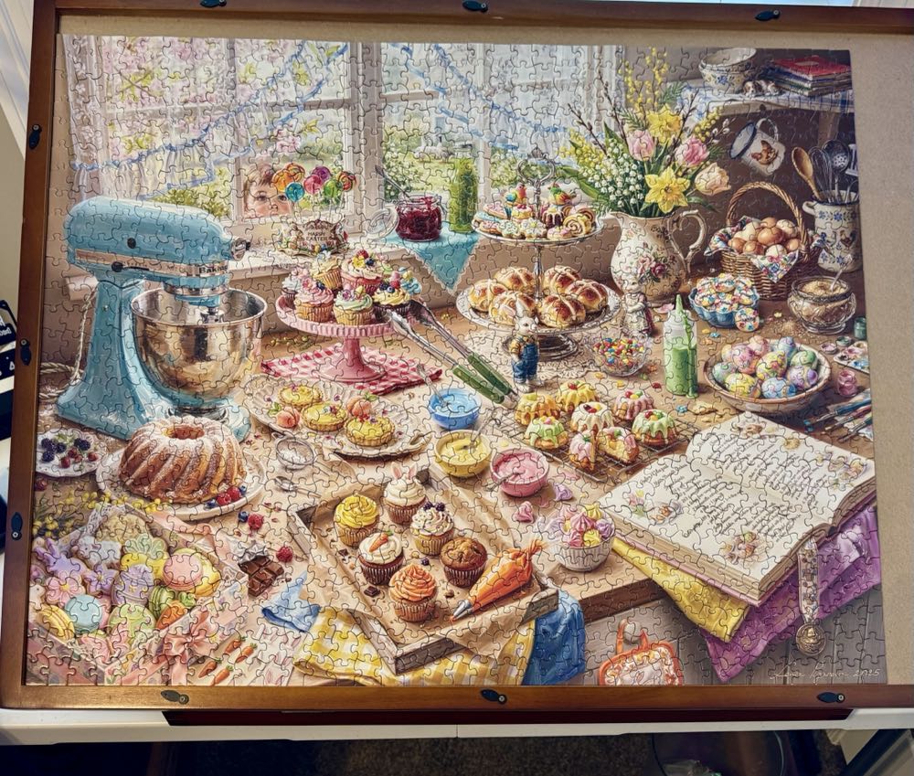 Easter Baking-TRADED - White Mountain puzzle collectible - Main Image 2